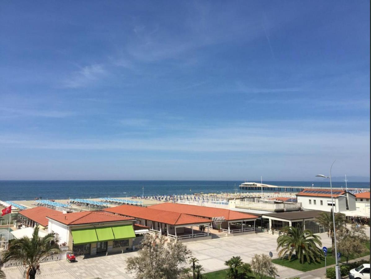 Alba Sul Mare Hotel Lido di Camaiore Kültér fotó
