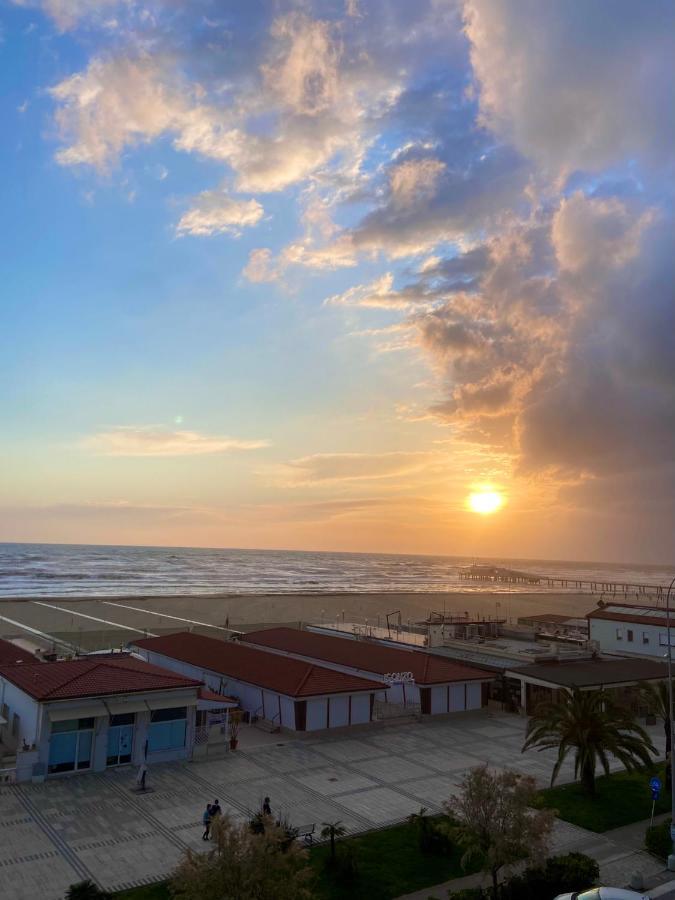 Alba Sul Mare Hotel Lido di Camaiore Kültér fotó