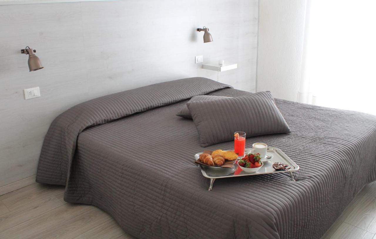 Alba Sul Mare Hotel Lido di Camaiore Kültér fotó